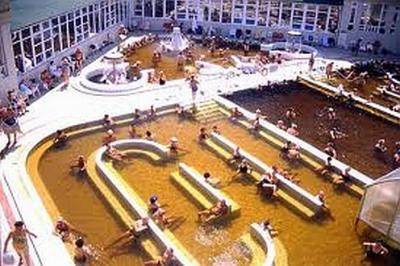 Basen z leczniczą wodą w Hajduszoboszlo Wellness Hotel - ✔️ Atlantis Hotel**** Hajdúszoboszló ✔️ Spa Hotel w Wegry