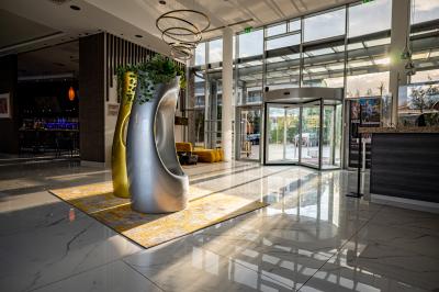 Zakwaterowanie w Siófok w hotelu Azur Premium Wellness - ✔️ Azúr Prémium Hotel Siófok ✔️ 5* hotel wellness w Siófok