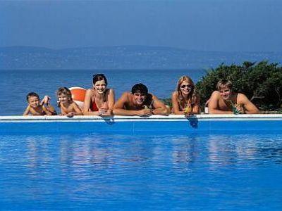 Hotel Europa Siofok nad Balatonem - nad samym brzegiem jeziora w Siofok  - ✔️ Hotel Europa Siofok ✔️ Tani Hotel Balaton w Siofoku
