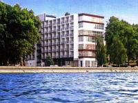 Hotel Siofok Hungaria - nad samym brzegiem jeziora w Siofok