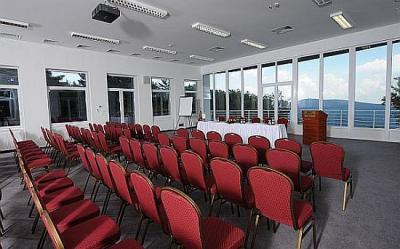 Sala konferencyjna i sala konferencyjna w dobrej cenie w Galyateto - ✔️ GrandHotel Galya**** Galyatető - Promocyjna oferta wellness hotelu Galyateto w Matra