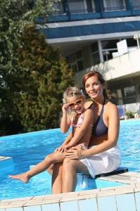 Hotel Annabella w Balatonfured nad brzegiem Balatonu - ✔️ Hotel Annabella Balatonfüred*** ✔️ Hotel nad Balatonem