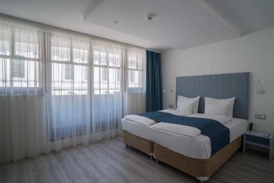 Hotel Civitas - Pokoje z francuskim łóżkiem mieście Sopron - ✔️ Hotel Civitas Sopron ✔️ Hotel w centrum miasta Sopron