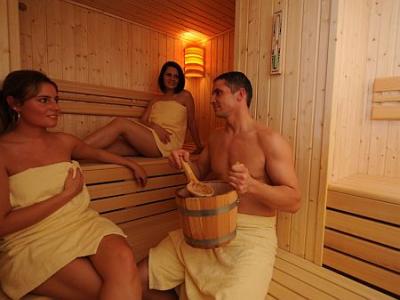 Hotel Welness Hunguest Flora*** Sauna w Eger - ✔️ Hunguest Hotel Flora*** Eger - Hotel termalny z promocyjnymi ofertami wellness w Egrze