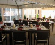Węgierskie i międzynarodowe danie w restauracji hotelu Flora Eger