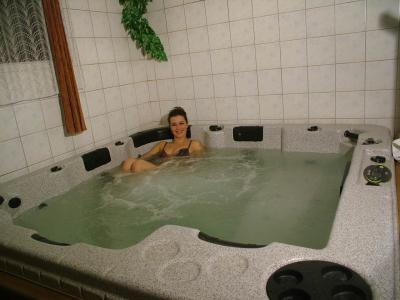 Hotel Hajnal w Mezokovesd - termal welness - jacuzzi - ✔️ Hotel Hajnal*** Mezőkövesd - Hotel welness nad jeziorem o światowej sławie Zsóry furdo