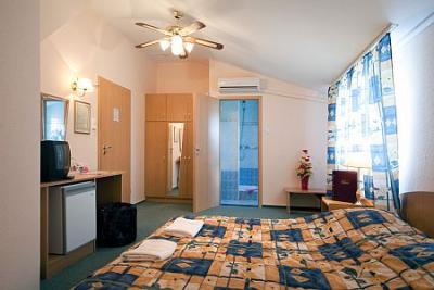 Pokój w Kristaly Hotel Keszthely, tuż nad jeziorem Balaton - ✔️ Kristály Hotel Keszthely**** ✔️ hotel wellness Kristaly