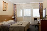 Hotel z rabatem w Balatonkenese w Hotel Marina-Port