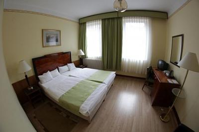 Hotel Metro Budapest - tanie pokoi w sercu miasta - Hotel Metro*** Budapest - Tani apartament w Budapeszcie, blisko Mostu Margit a Dworca Zachodnego