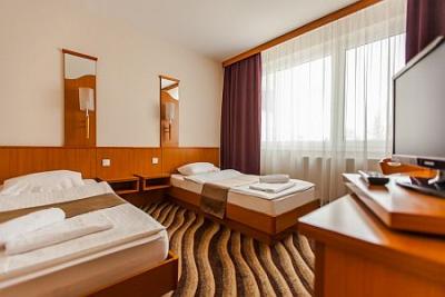 Pokój Premium Hotelu Panorama Siofok nad ścisłym jeziorem - Prémium Hotel Panoráma**** Siófok - Specjalny hotel wellness w Siofok z półpensjonatem
