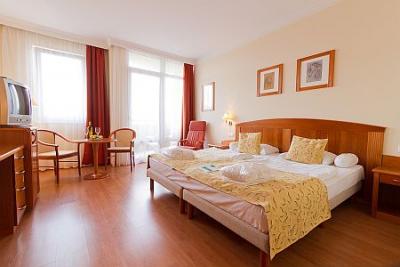 4* Darmowy pokój hotelowy w Zalakaros w Hotelu Karos Spa - Hotel Karos Spa**** Zalakaros - Hotel termalny i Spa za cenę promocyjną w Zalakaros, Węgry