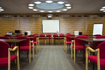 Hotel Kelep, sala wydarzenia - Konferencji i wydarzenia do 120 osób w Tokaj - Hotel Kelep*** Tokaj - Niedrogi hotel trzygwiazdkowy w Tokaj poleca pakiety niepełnego wyżywienia
