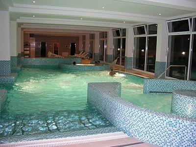 Pakiety weekend welness - Hotel wellness Ket Korona nad Balatonem w Balatonszarszo - ✔️ Két Korona Wellness Hotel Balatonszarszó ✔️ Balatonu 