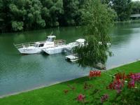 Tani Hotel Pensjonat Amstel Hattyu Gyor, z widokiem na Dunaj, blisko światu wodnego