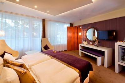 Pokój z balkonem w Hotel Residence Siofok w przystępnej cenie - Hotel Residence**** Siofok - ani hotel konferencyjny wellness w Siofok na południowym brzegu Balatonu