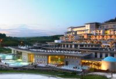 Saliris Resort Spa Hotel w Egerszalok ze specjalnymi ofertami - ✔️ Saliris Hotel Egerszalok ✔️ termalne Hotel Egerszalók