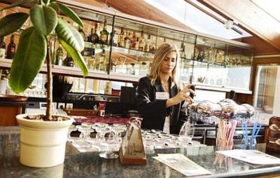 Silvanus Hotel w swoim drinkbarze poleca specjalne koktajli gościom - ✔️ Silvanus Hotel Visegrád ✔️ Hotel Silvanus wellness