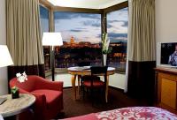 Przepiękny widok na Zamek Królewski w Hotelu Sofitel Chain Bridge Budapeszt