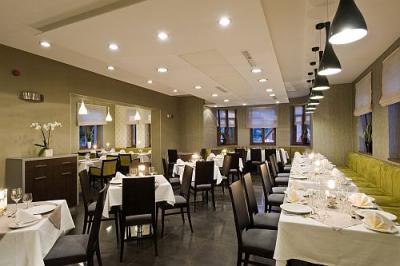 Restauracja - 4 gwiazdkowy Hotel Villa Volgy - ✔️ Villa Völgy**** Hotel Eger ✔️ Villa Völgy wellness działanie